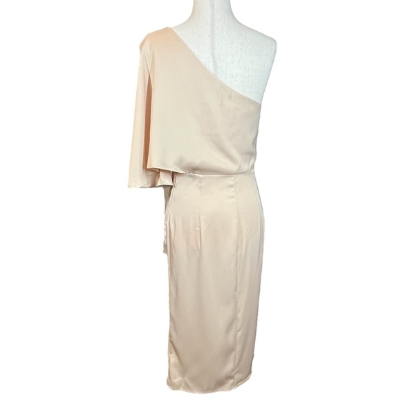 NWT Cupshe Ramla Champagne One Shoulder Flared Sleeve Ruched Draped Dress Sm - Picture 5 of 15